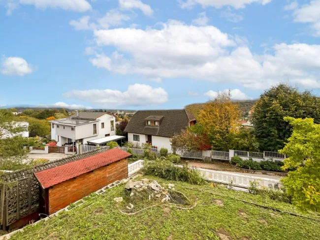 Villa am Ölberg in herrlicher Ruhelage mit Pool, Sauna & Garage - Bild