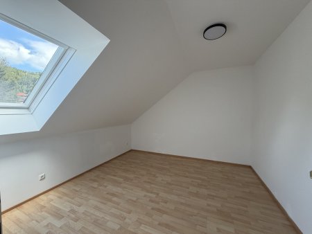 Gemütliche 2-Zimmer-Dachgeschosswohnung
