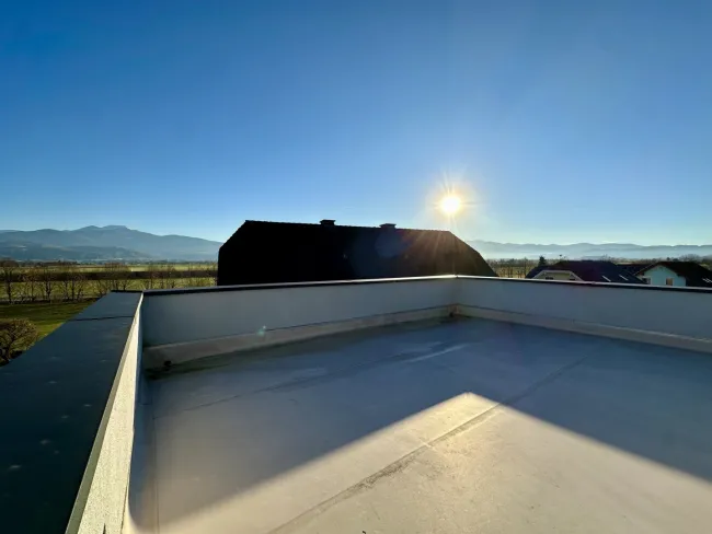 Ausbaufähige Dachterrasse