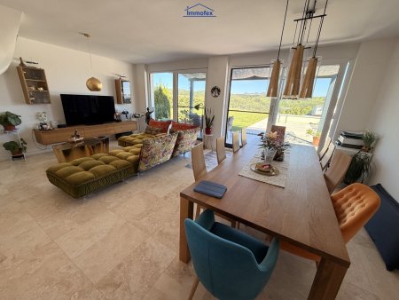 Bereit für Sommer, Sonne, Pool und traumhafte AusSICHTen ins satte Grün? Preis inkl. offener Wohnbauförderung!