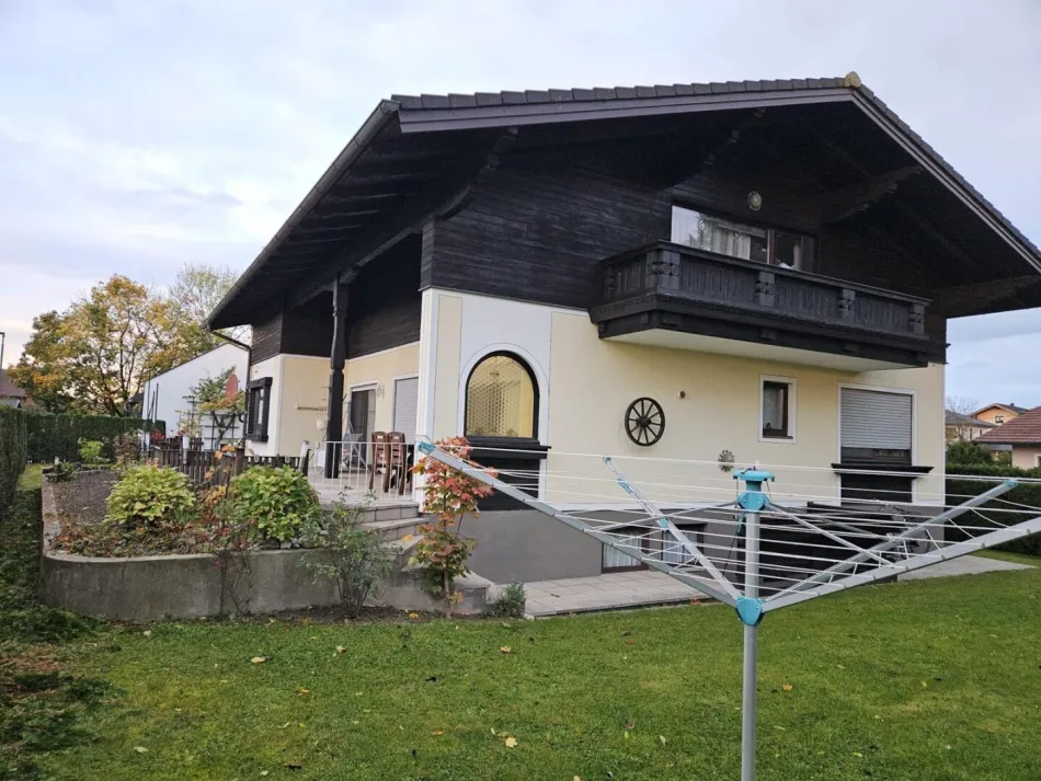Charmantes Haus mit großem Garten in St. Georgen bei Salzburg – Ihr neues Zuhause! - Titelbild