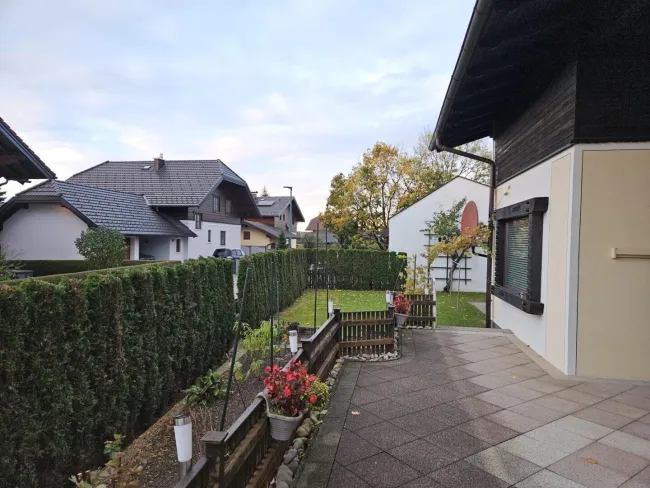 Charmantes Haus mit großem Garten in St. Georgen bei Salzburg – Ihr neues Zuhause! - Bild