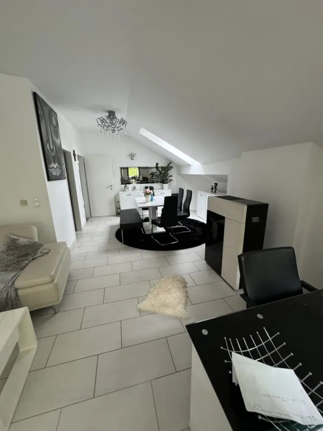 Traumhafte Terrassenwohnung und Seezugang in Mondsee - Luxusausstattung, top Lage, €1.600/Monat - Bild