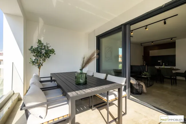 NEU! Voll ausgestattete Wohnung mit 61 m2 Dachterrasse und Meerblick! - Bild