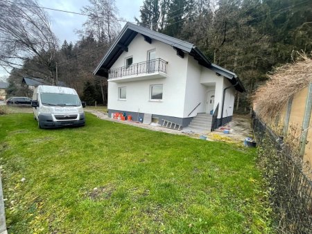 Gemütliches Zuhause im idyllischen Achtal