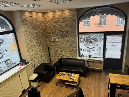 Vielseitiges Geschäftslokal in zentraler Stadtlage Salzburg derzeit Friseursalon