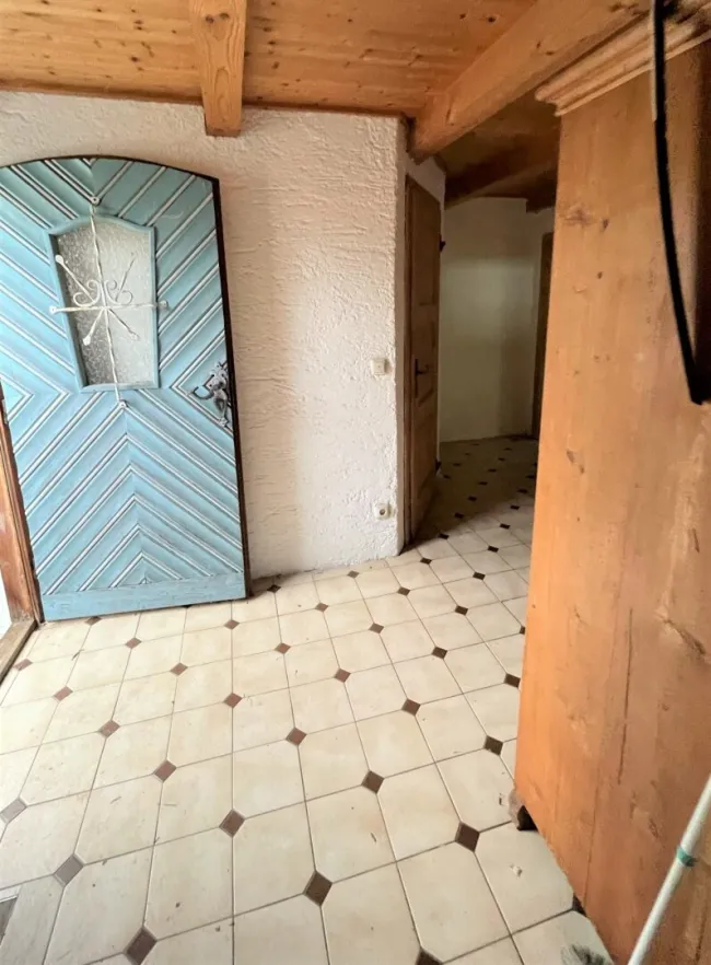 Sanierungsbedürftiges Haus mit Potenzial zu verkaufen– Startpreis € 290.000 - Bild