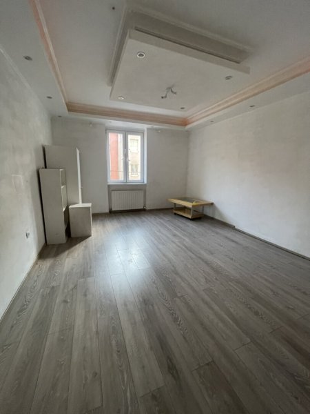 Attraktive Stadtwohnung mit Balkon in zentraler Lage