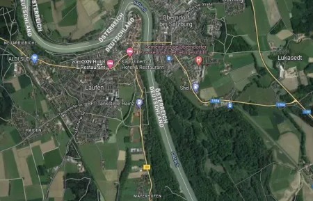 Grundstück