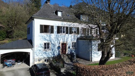 Villenviertel - Parsch: Charmante Dachgeschoßwohnung für Anleger