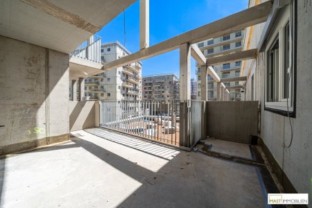 Provisionsfrei - Großzügige 3 Zimmer Wohnung mit 15 qm Freifläche! - beziehbar Oktober