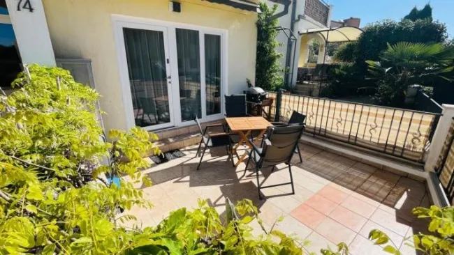 Moderne Wohnung in Medulin mit Terrasse zu verkaufen - Titelbild