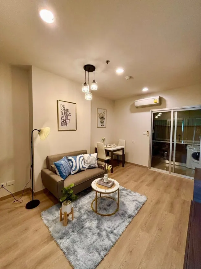 Moderne 2-Zimmer-Wohnung in Sathorn / St. Louis, Bangkok - Bild