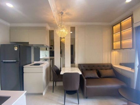 Exklusive Wohnung im 33. Stock in Bangkok zu vermieten