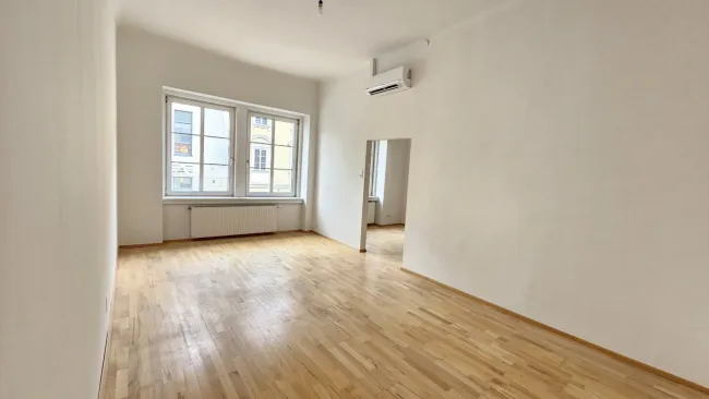 Bestlage - City Arkaden - 200 m² bis 350 m² Büro/Praxis/Ordination! - Bild