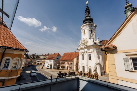 Nachhaltige Investmentchance: Zinshaus mit hoher Rendite im Ortskern von Ehrenhausen an der Weinstraße!