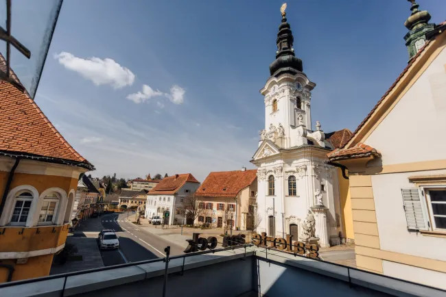 Nachhaltige Investmentchance: Zinshaus mit hoher Rendite im Ortskern von Ehrenhausen an der Weinstraße! - Titelbild