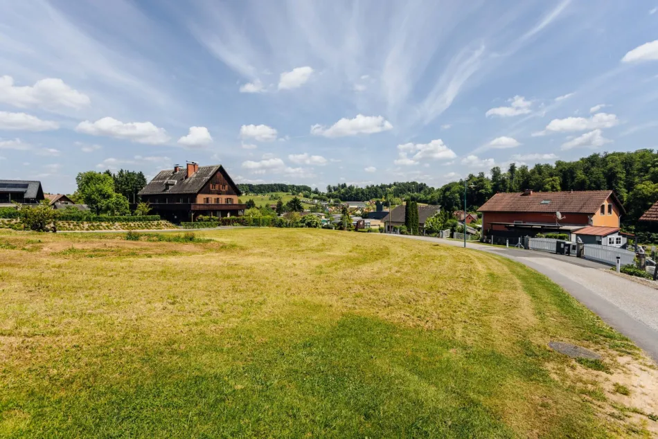 Bauland mit Aussicht: Ihr Platz in Ehrenhausen an der Weinstraße! - Titelbild