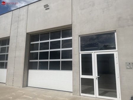 Moderne Industriehalle 432m² in 2242 Prottes