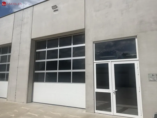 Moderne Industriehalle 432m² in 2242 Prottes - Bild