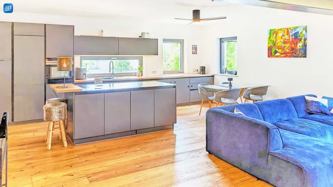 ACHTUNG REDUZIERTER PREIS!!! Neuwertiges Traumhaus in St. Wolfgang: 5 Zimmer, Garten, Garage, top Ausstattung zum Kauf! - Bild