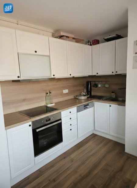 Helle, sonnige Wohnung mit Lift, in zentraler Lage!