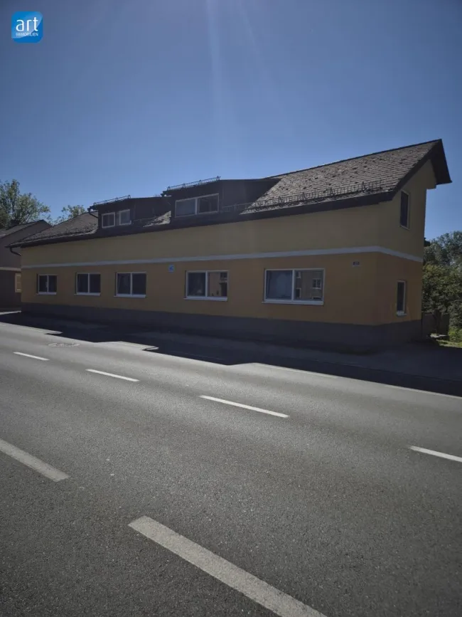 NEUER PREIS!! 5120 Riedersbach, hohe Rendite für Investoren!! Zentral gelegenes, zum Großteil vermietete(s) Haus/Unterkunft!! - Bild