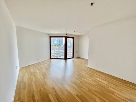 THE METROPOLITAN - modernes Studioapartment im 4.OG (Dachterrasse, Co-Working Bereich & Gym inklusive)