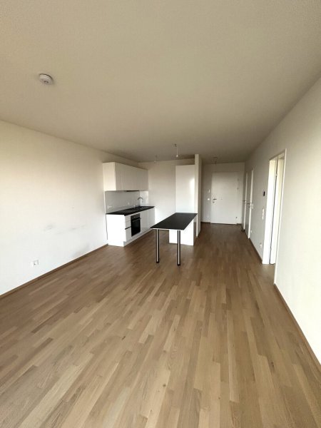 ab 15.08. verfügbar: Traumhafte 2 Zimmer Wohnung im 6. Obergeschoss mit Lift