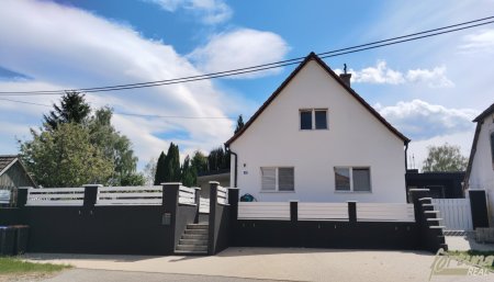 NEU saniertes Haus mit großer Scheune - leistbar