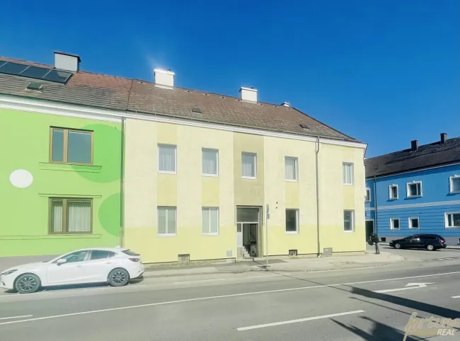 Eckzinshaus in Amstetten **freier Mietzins** + vollvermietet + Aufstockung möglich - Bild