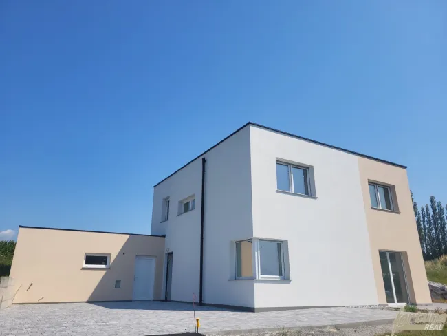 NEUBAU ***** KOFFER packen und einziehen! Schlüsselfertig****** - Bild