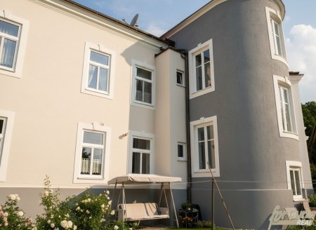 Attraktives Zinshaus mit 5 vermieteten Wohnungen und Ausbaupotenzial im Dachgeschoss
