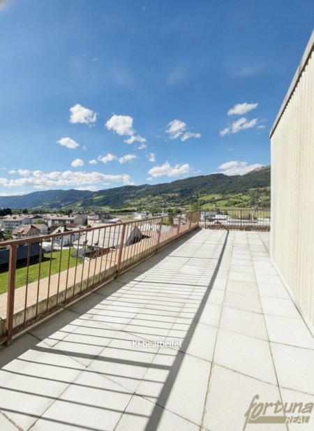 Helle Wohnung mit spektakulärem Ausblick - Skivergnügen in unmittelbarer Nähe