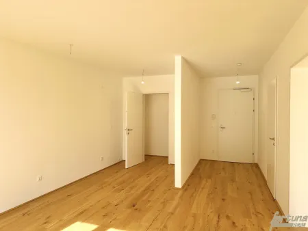 Provisionsfrei! 2-Zimmer-Neubauwohnung mit großen Balkon in Krems