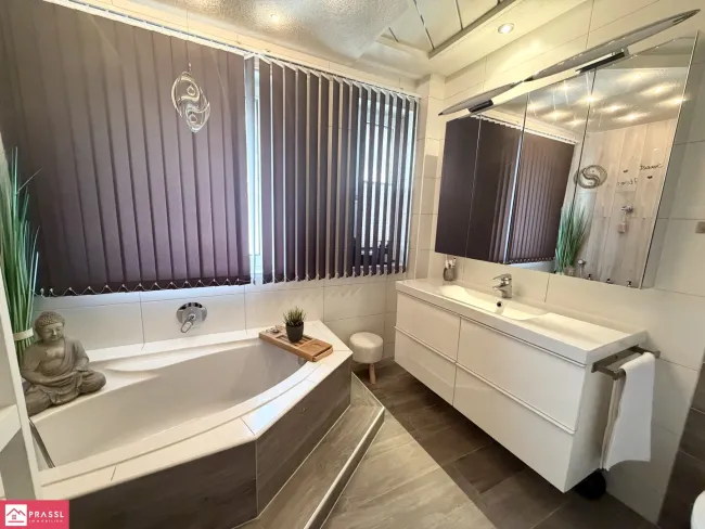 OG Badezimmer