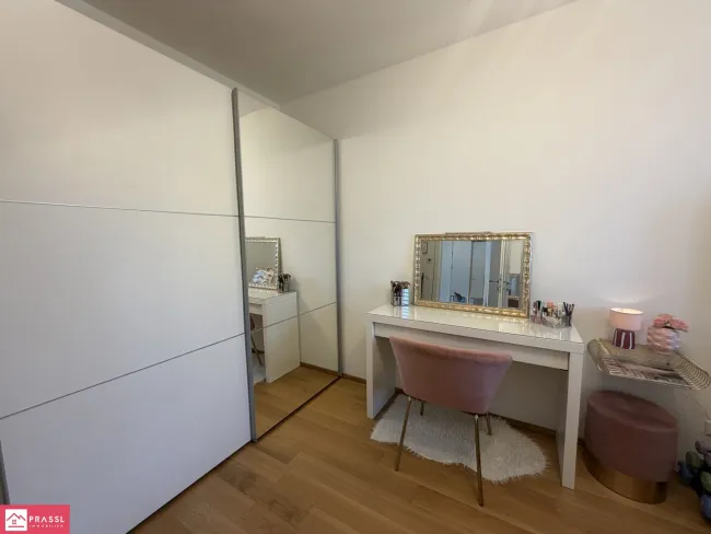 Schlafzimmer - Schrenkecke