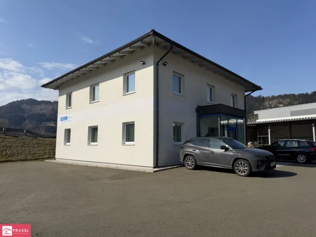 Besprechungszimmer mit Ki möbliert