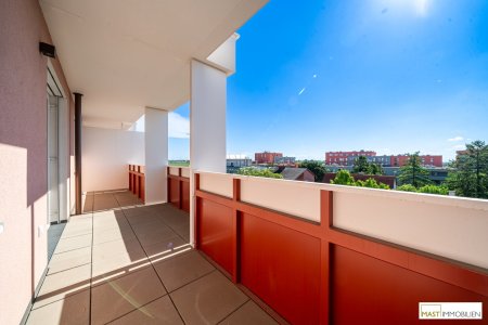 2-Zimmer Wohnung mit 12 qm Balkon!