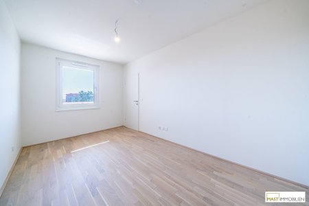 2-Zimmer Wohnung mit 12 qm Balkon!