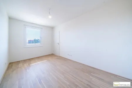 2-Zimmer Wohnung mit 12 qm Balkon!