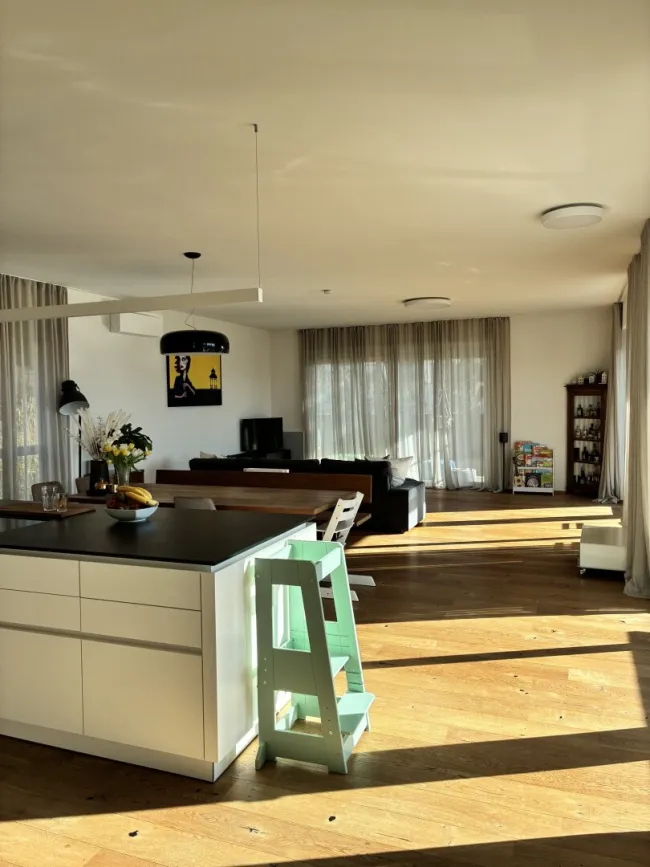 Provisionsfrei: Wohntraum in St. Peter: 4-Zimmer Penthouse-Wohnung - Bild