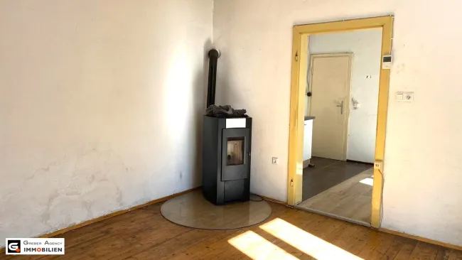 Uraltes noch in seiner Ursprünglichkeit erhaltenes Bauernhaus mit viel Potential zum Minipreis - Bild