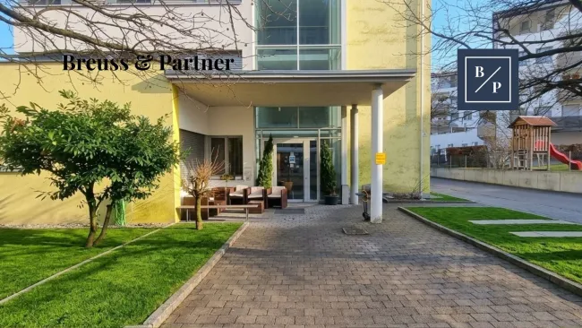 Investitionsobjekt mit starker Rendite! - Wohnhaus in Götzis - 45 Zimmer, 15 Tiefgaragenplätze, ca. 1.045 m² Nutzfläche! - Bild