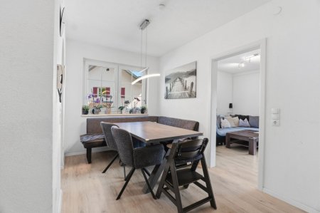 Neuwertige Doppelhaushälfte in Frastanz mit 7 Zimmern, Terrasse, Einliegerwohnung & Garage!