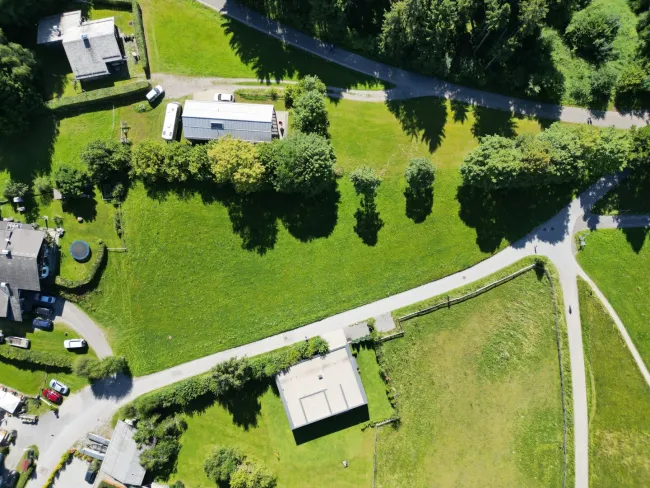 Sonniges Liebhaber-Grundstück mit traumhafter Aussicht am Pfänder / Bodensee - Bild