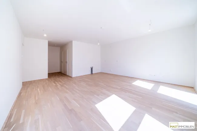 Großzügige 2-Zimmer Wohnung! - Bild