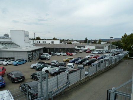 projektierbares Gewerbeanwesen