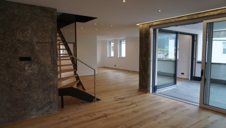 LUXURIÖSES PENTHOUSE IN WATTENS// 4 TERRASSEN// AAP