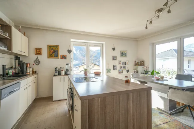 TRAUMHAFTER SEEBLICK - Mehrfamilienhaus mit Potenzial am Achensee - Bild